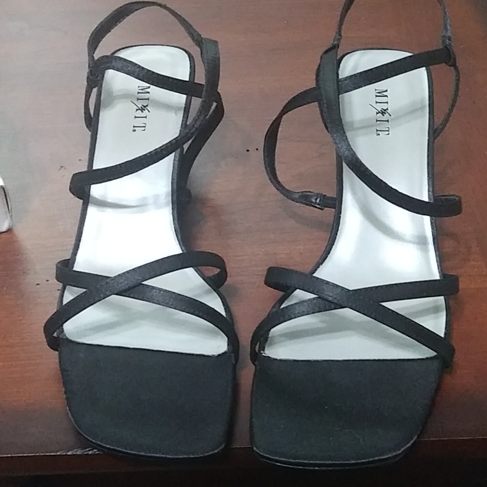 Women's Heeled Sandals